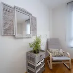 Duplex Nalon 아파트